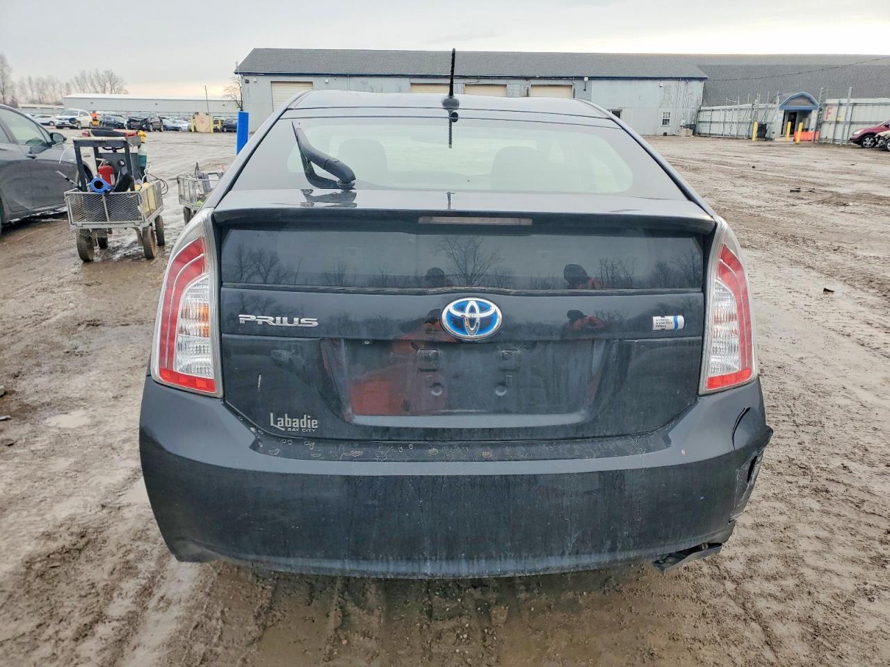 2014 TOYOTA PRIUS photo 16