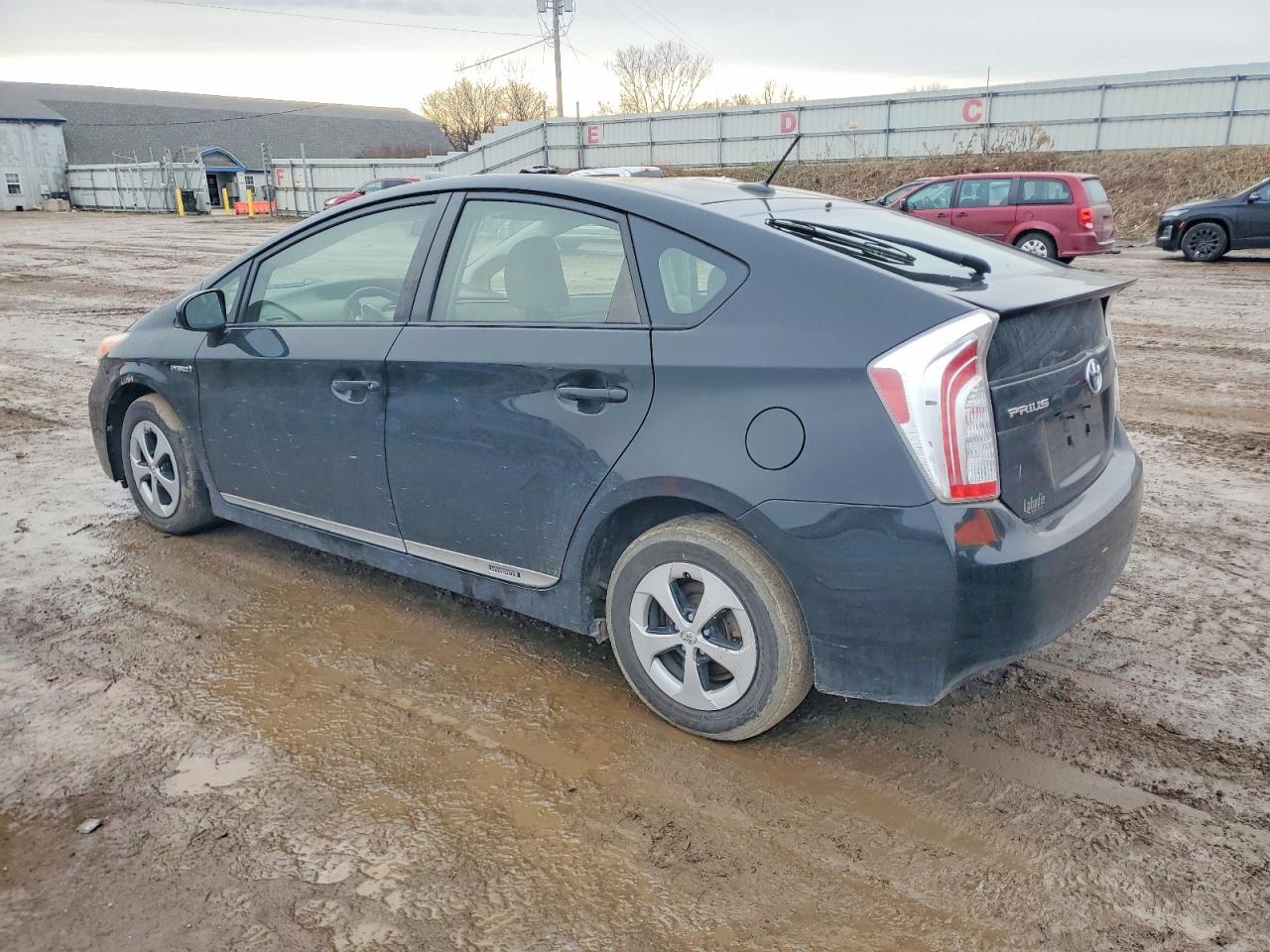 2014 TOYOTA PRIUS photo 4