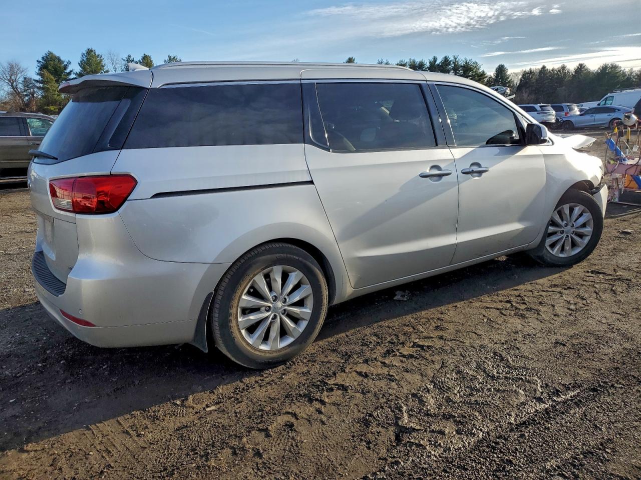 2018 KIA SEDONA EX photo 5