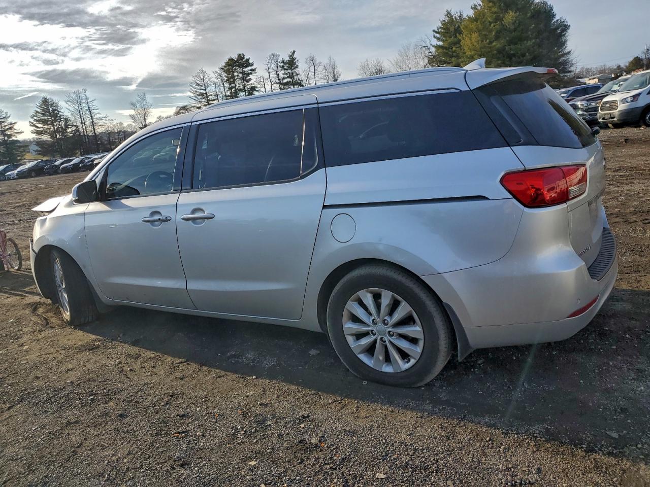 2018 KIA SEDONA EX photo 3