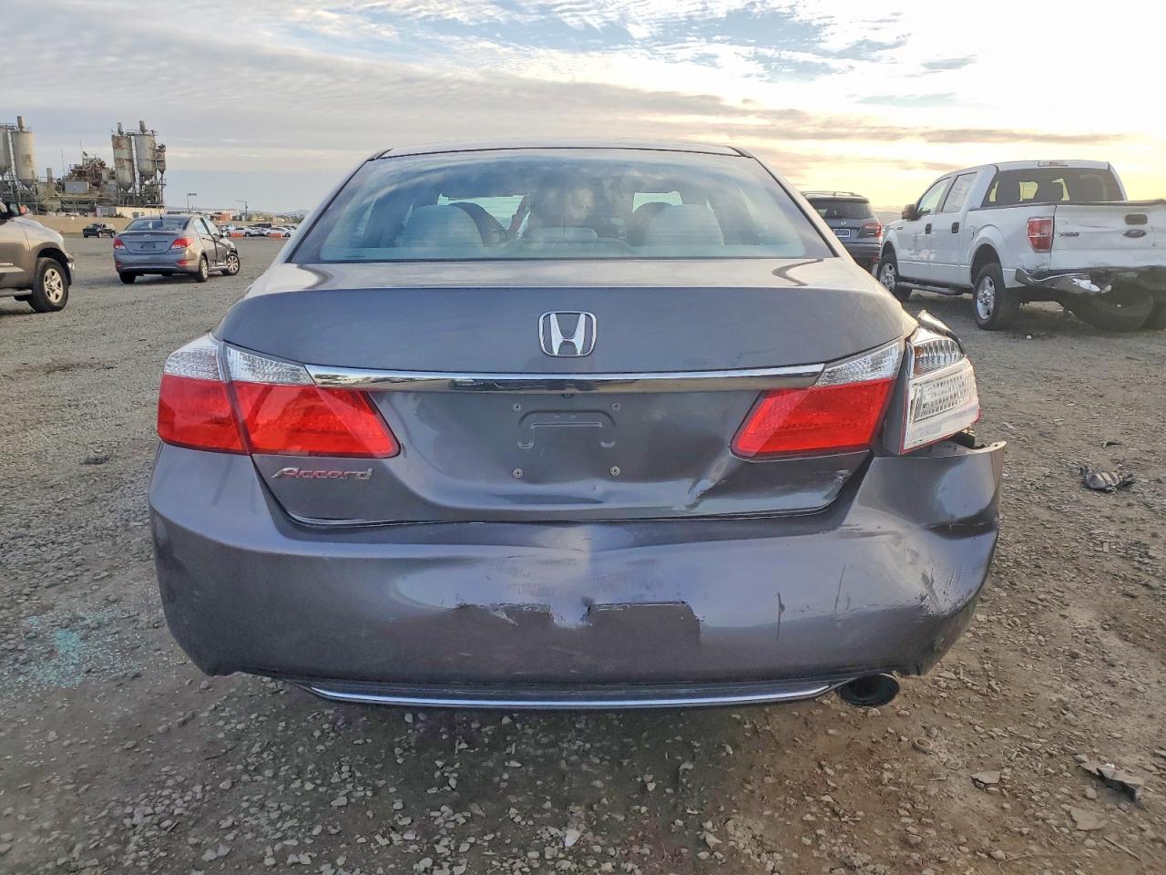 2013 HONDA ACCORD LX photo 6