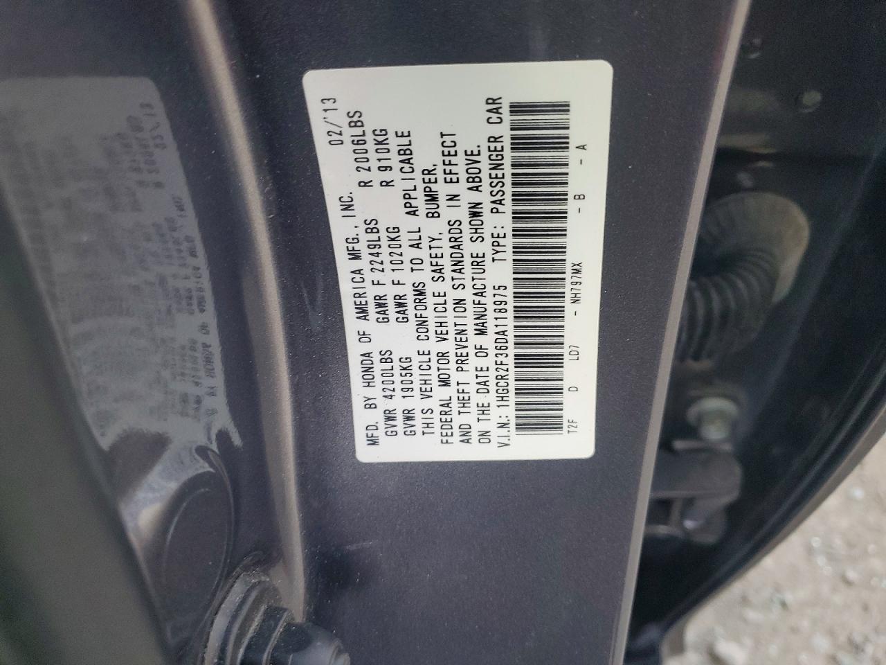 2013 HONDA ACCORD LX photo 13