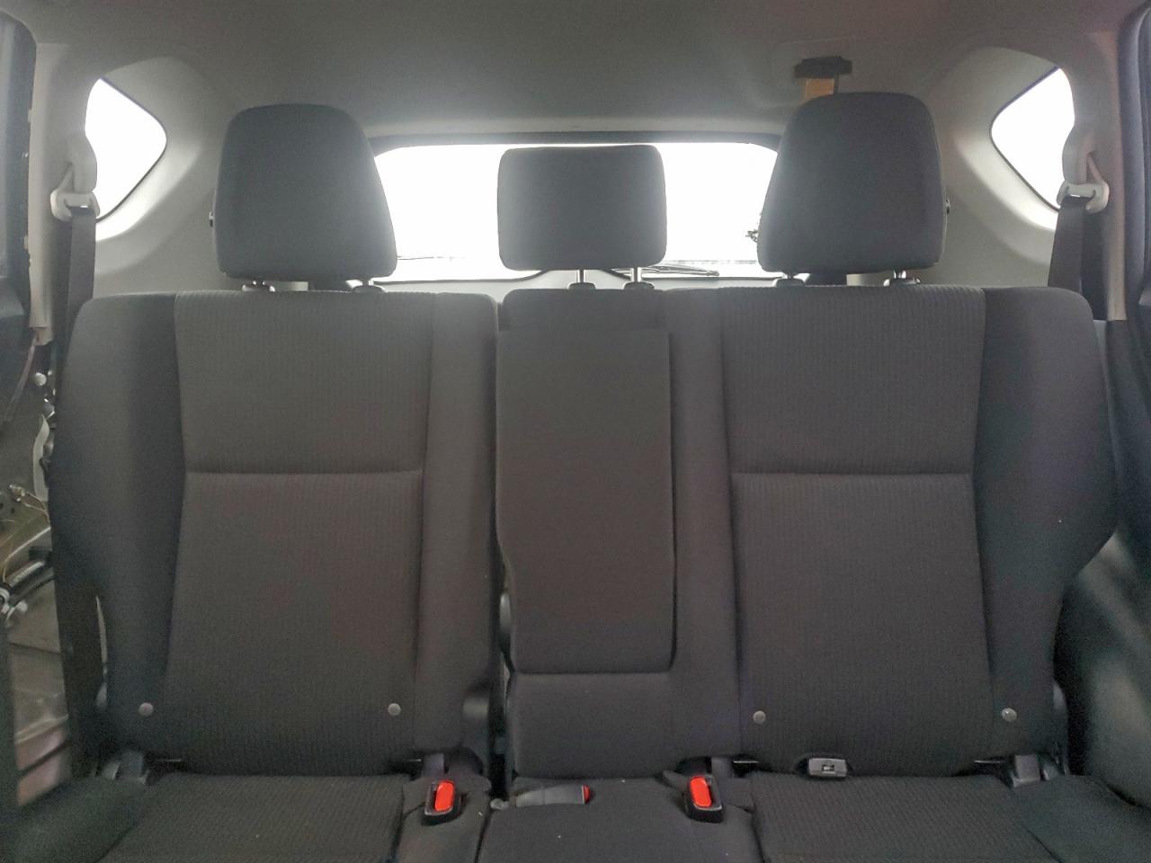 2017 TOYOTA RAV4 LE photo 10