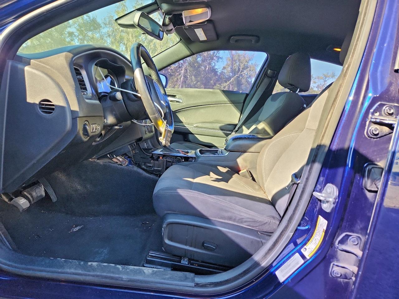 2015 DODGE CHARGER SE photo 7