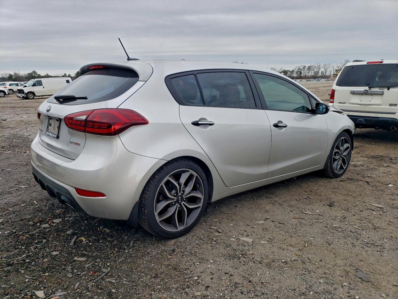 2015 KIA FORTE SX photo 5
