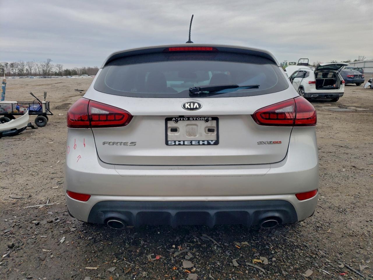 2015 KIA FORTE SX photo 11