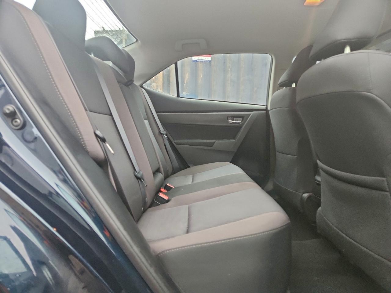 2017 TOYOTA COROLLA L photo 10