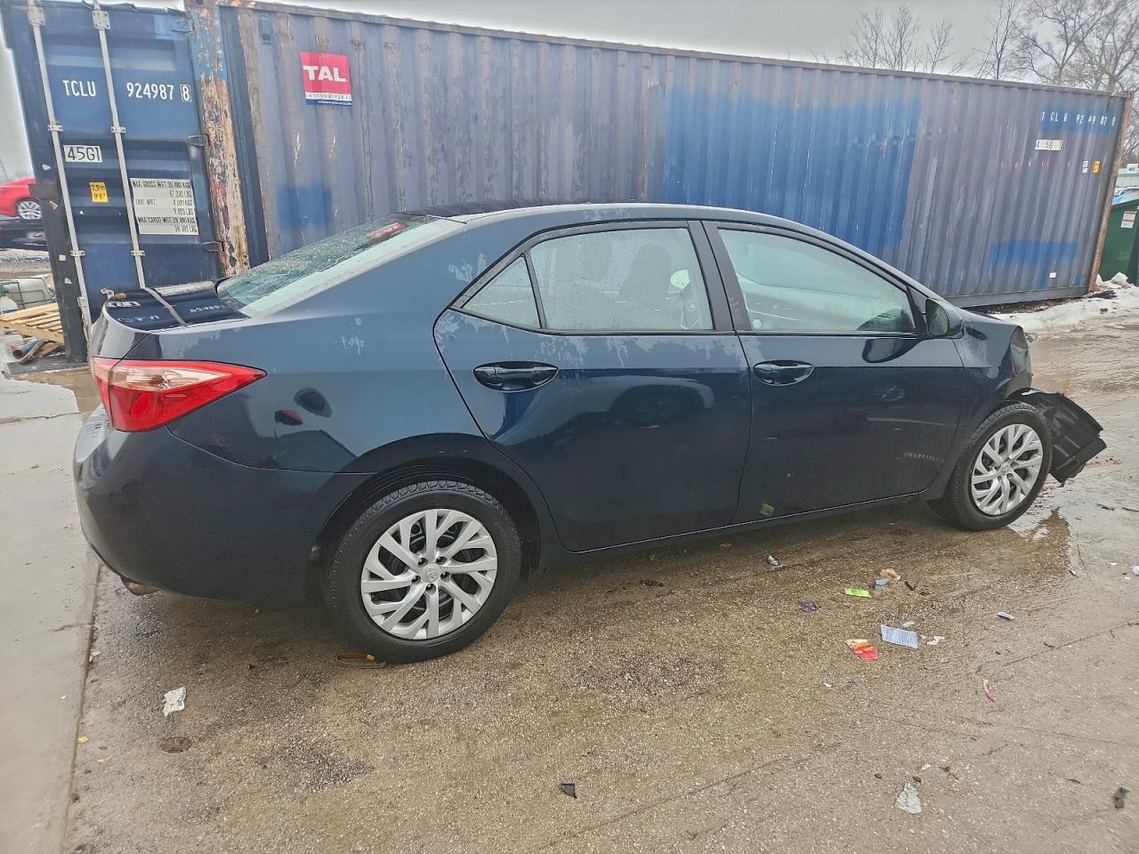 2017 TOYOTA COROLLA L photo 3
