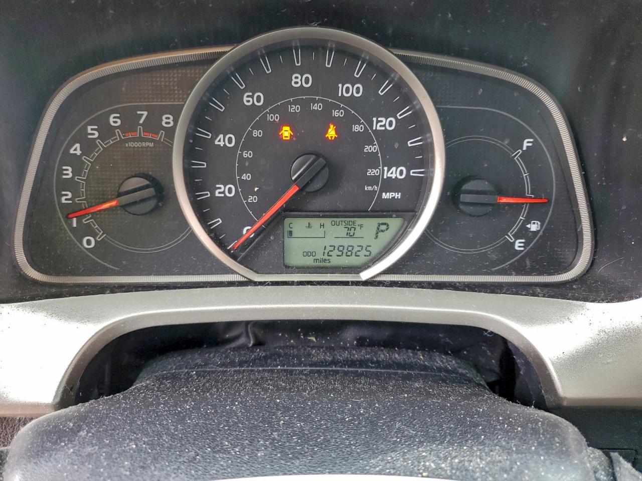 2015 TOYOTA RAV4 XLE photo 25