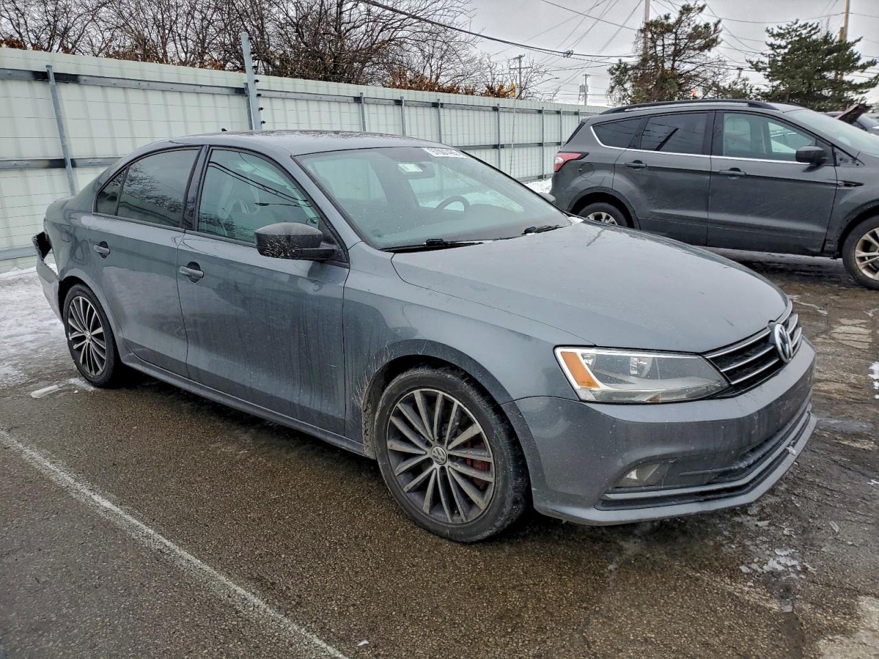 2016 VOLKSWAGEN JETTA SPORT photo 10