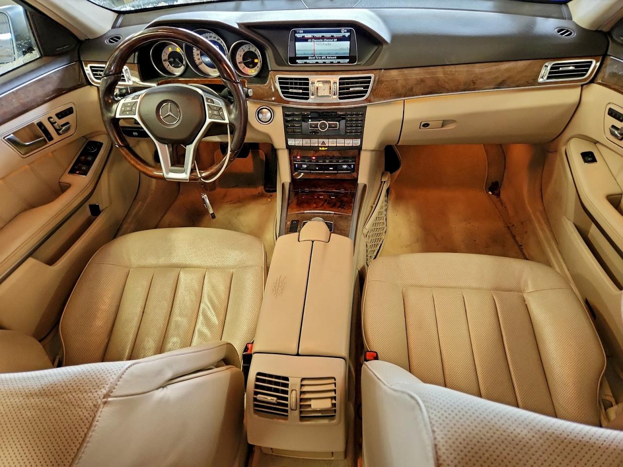2014 MERCEDES-BENZ E 550 4MATIC photo 8