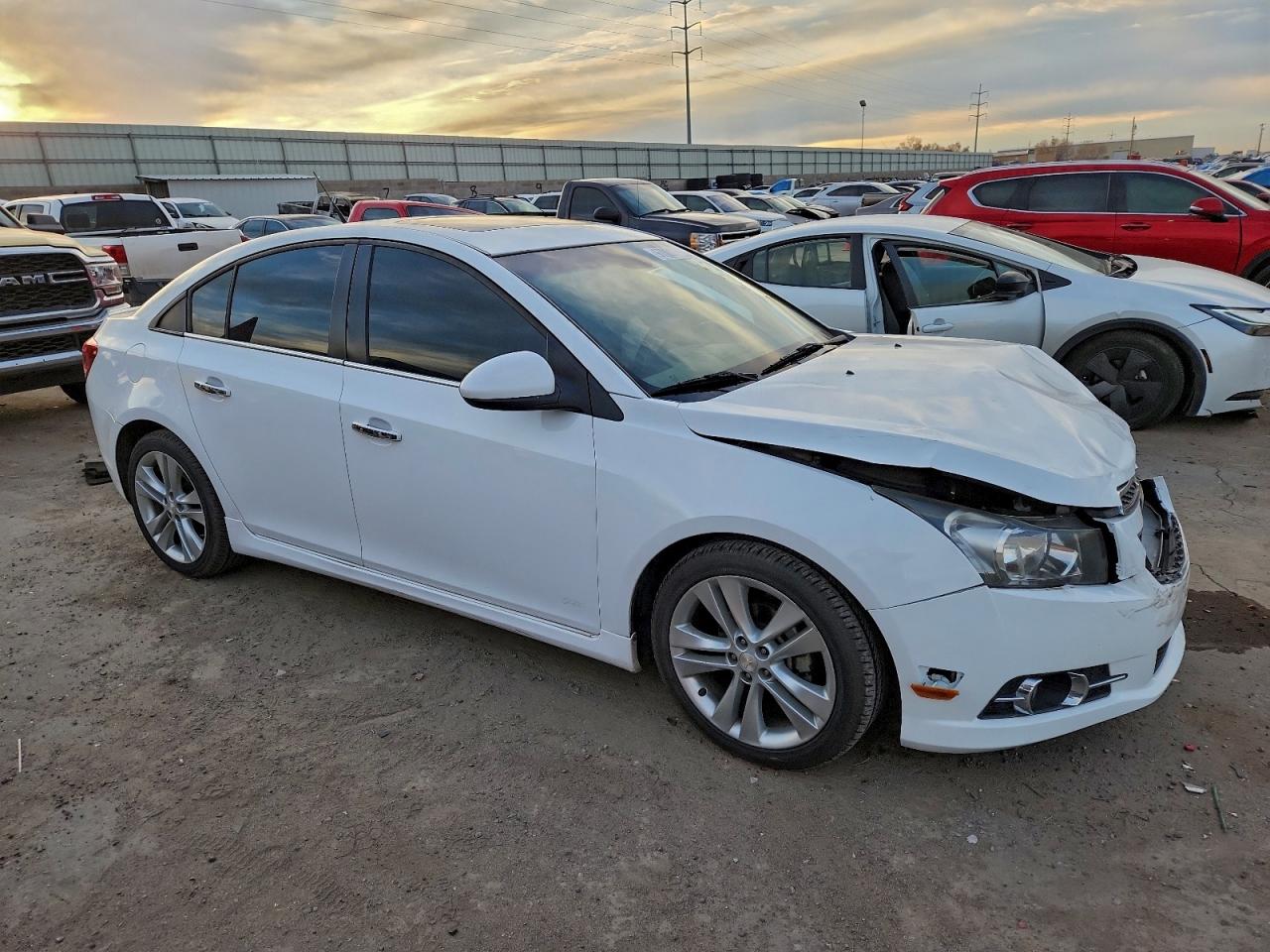 2014 CHEVROLET CRUZE LTZ photo 10