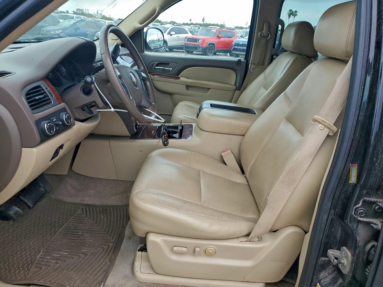 2010 CHEVROLET SUBURBAN K1500 LTZ photo 19