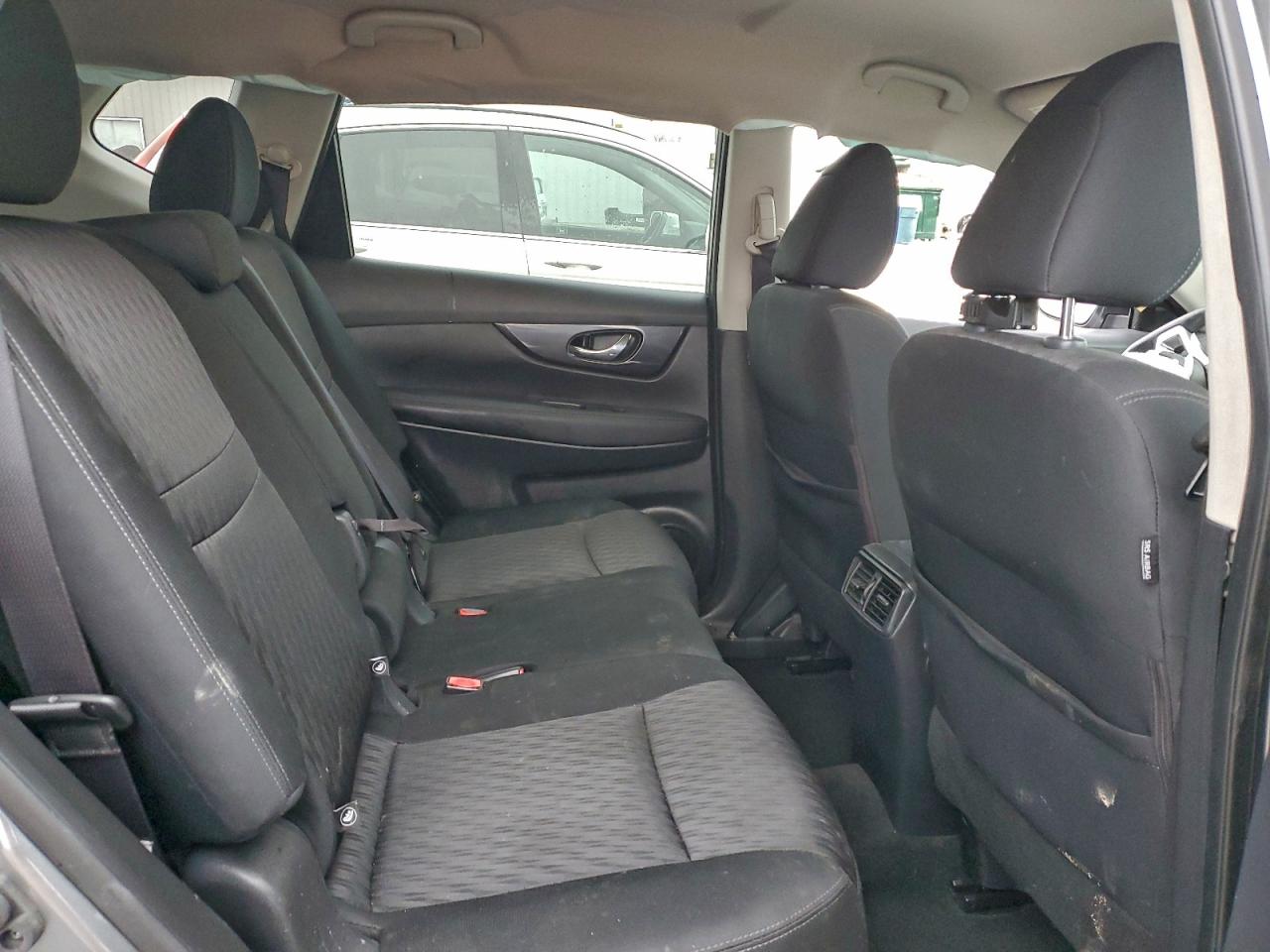 2018 NISSAN ROGUE S photo 31
