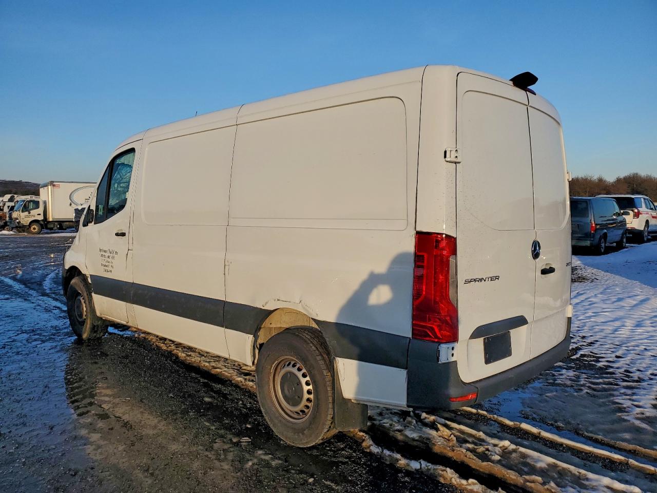 2025 MERCEDES BENZ SPRINTER 2500 DELIVERY VAN photo 3