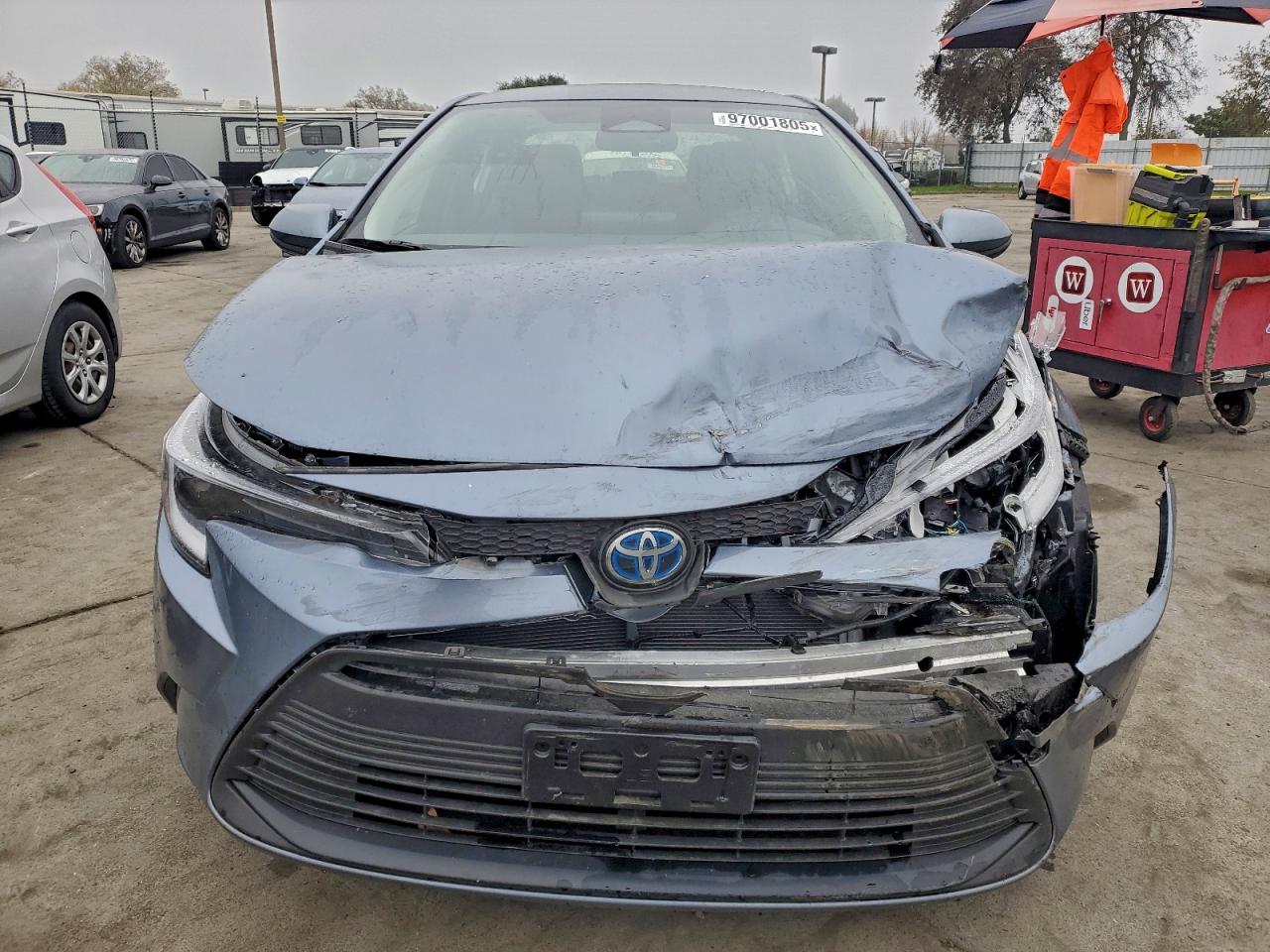 2025 TOYOTA COROLLA LE photo 13