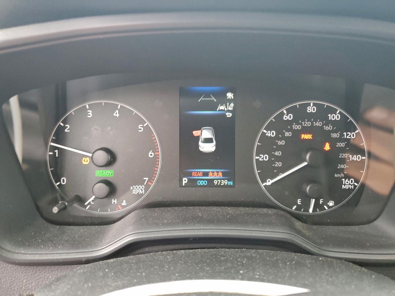 2025 TOYOTA COROLLA LE photo 25