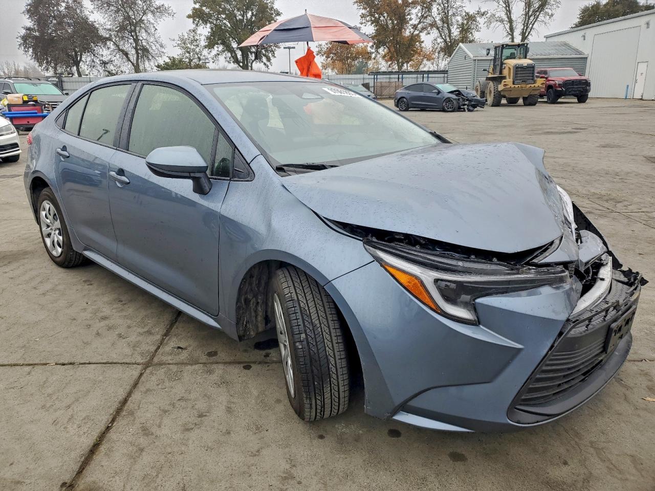 2025 TOYOTA COROLLA LE photo 10