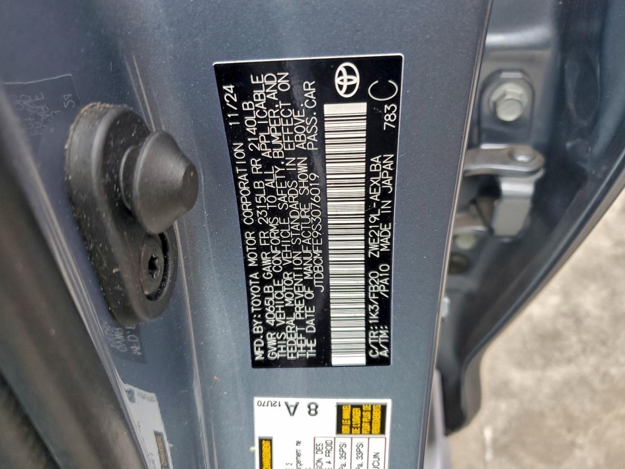 2025 TOYOTA COROLLA LE photo 34