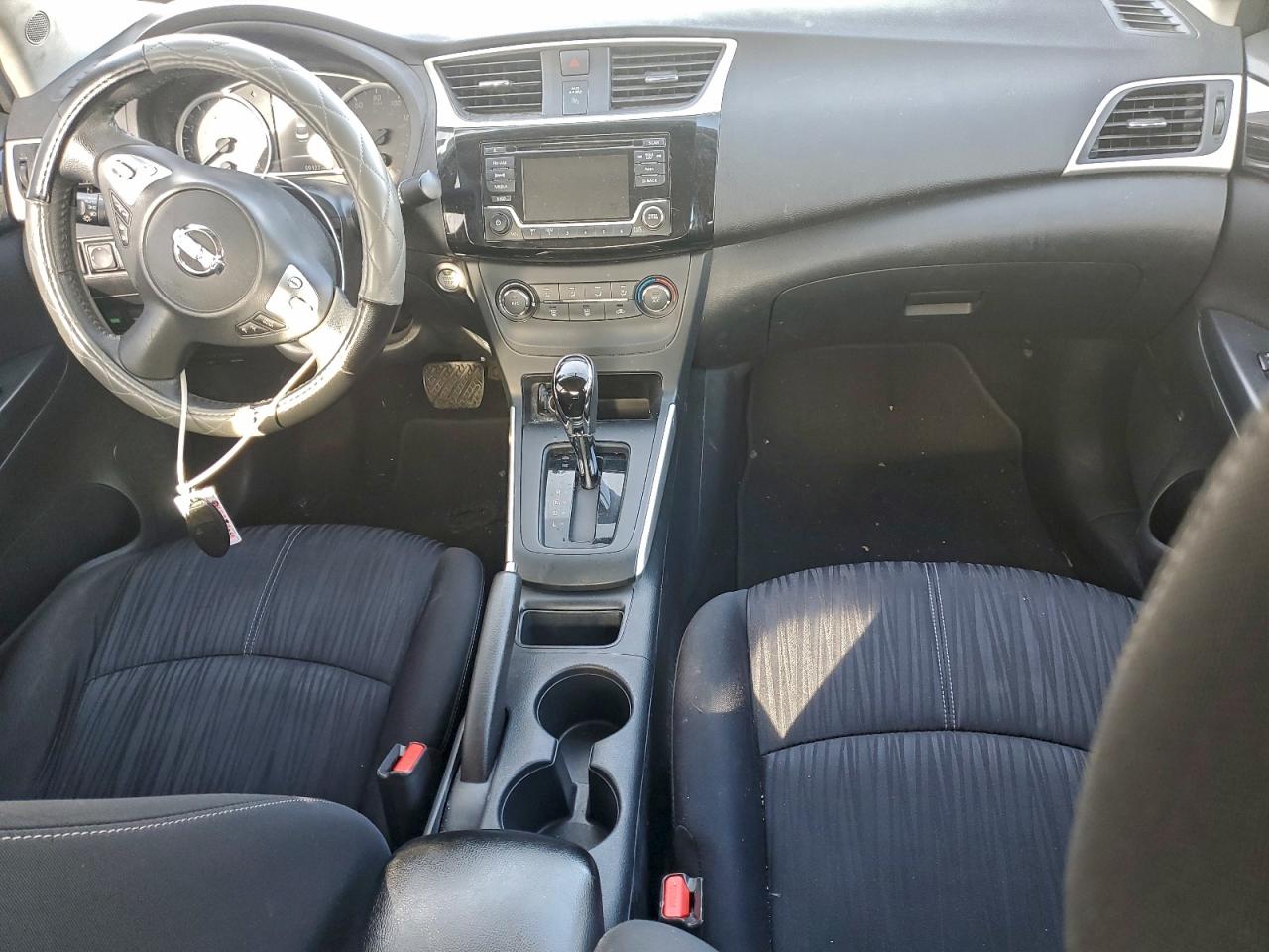 2016 NISSAN SENTRA SV photo 8