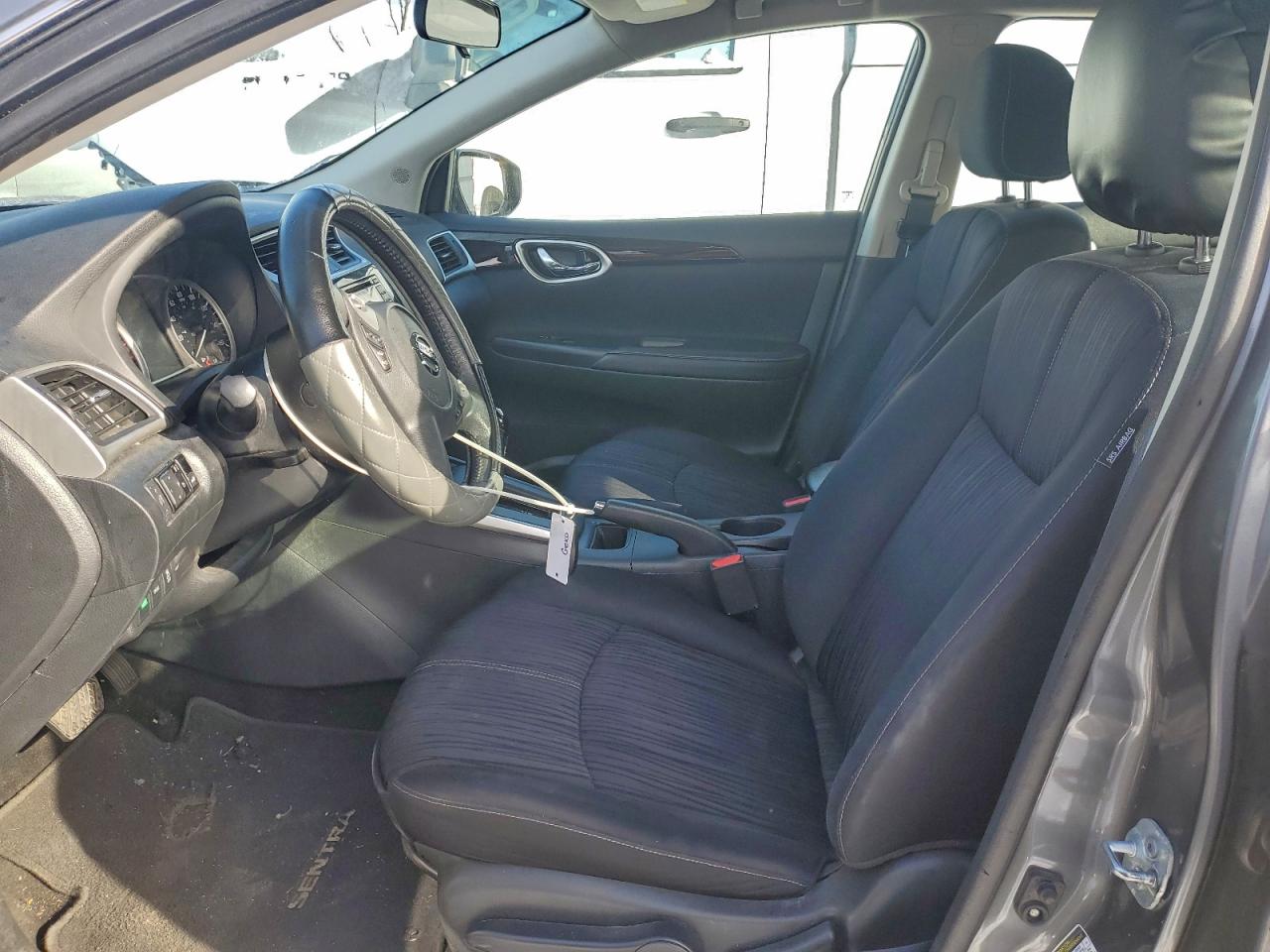 2016 NISSAN SENTRA SV photo 7