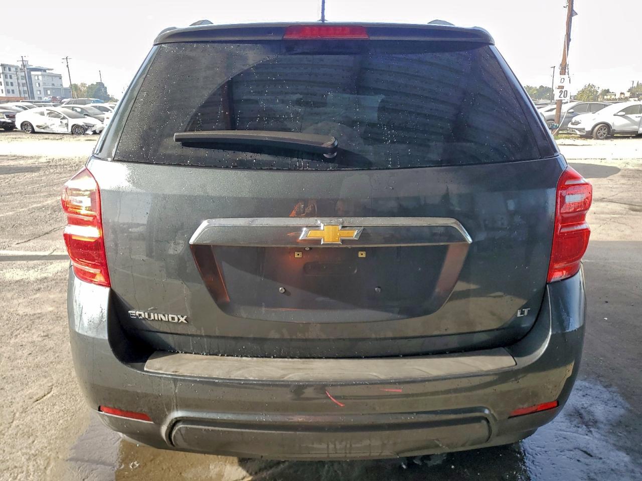 2017 CHEVROLET EQUINOX LT photo 6