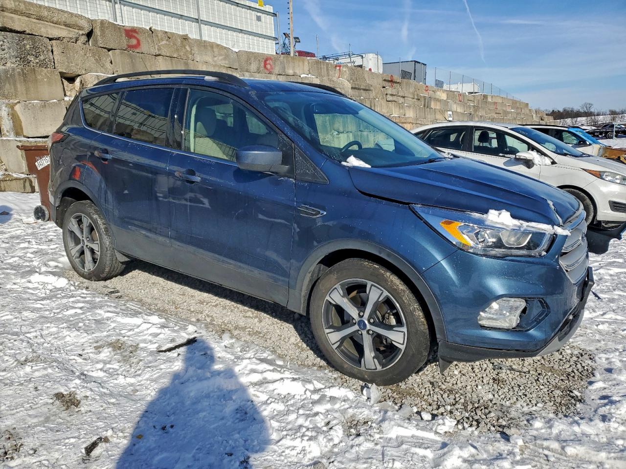 2018 FORD ESCAPE SEL photo 4
