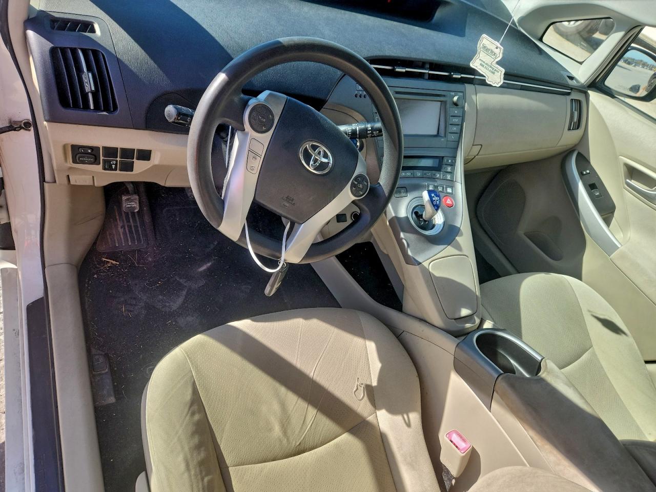 2012 TOYOTA PRIUS photo 15