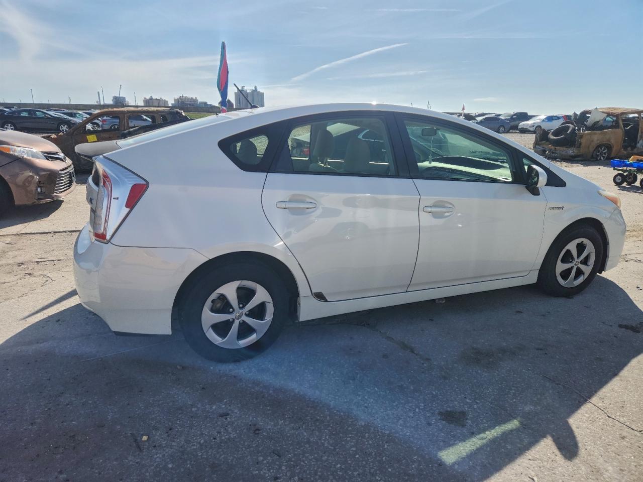 2012 TOYOTA PRIUS photo 5