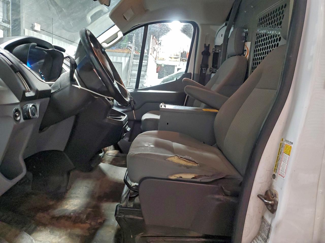 2017 FORD TRANSIT 150 UTILITY / SERVICE VAN photo 13