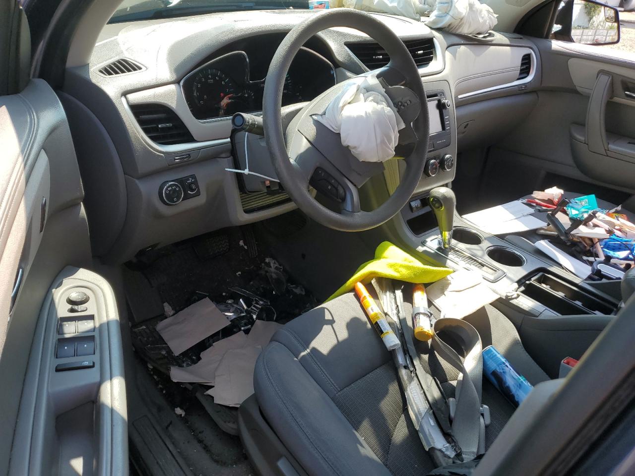 2014 CHEVROLET TRAVERSE LS photo 15
