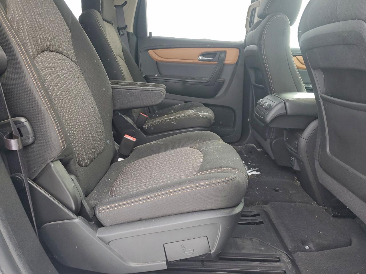 2014 CHEVROLET TRAVERSE LT photo 31