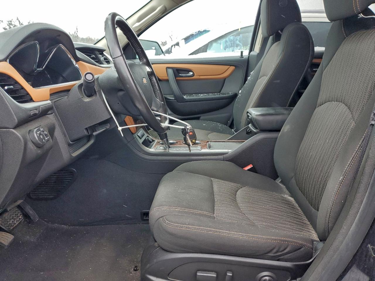 2014 CHEVROLET TRAVERSE LT photo 19