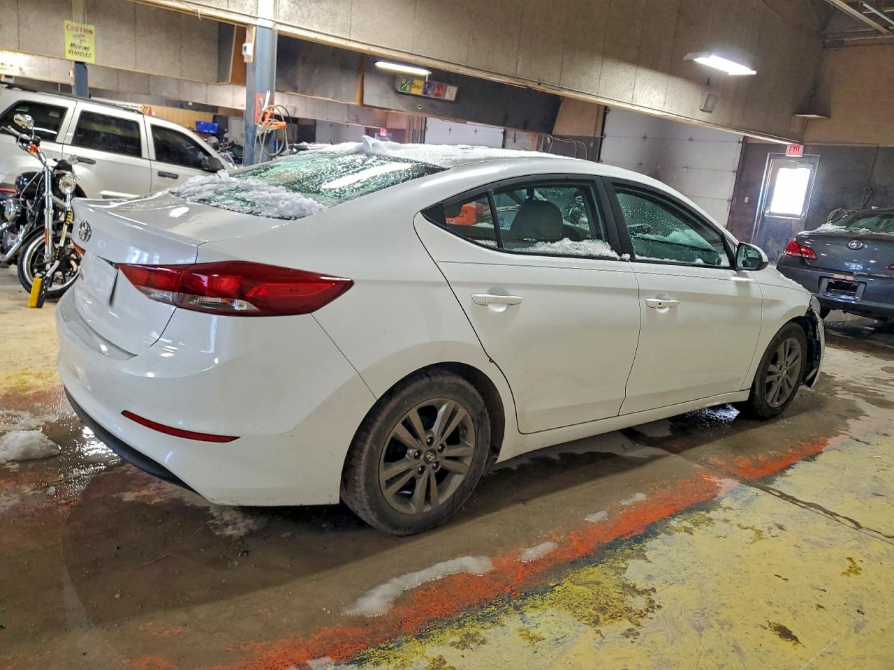 2017 HYUNDAI ELANTRA SE photo 9