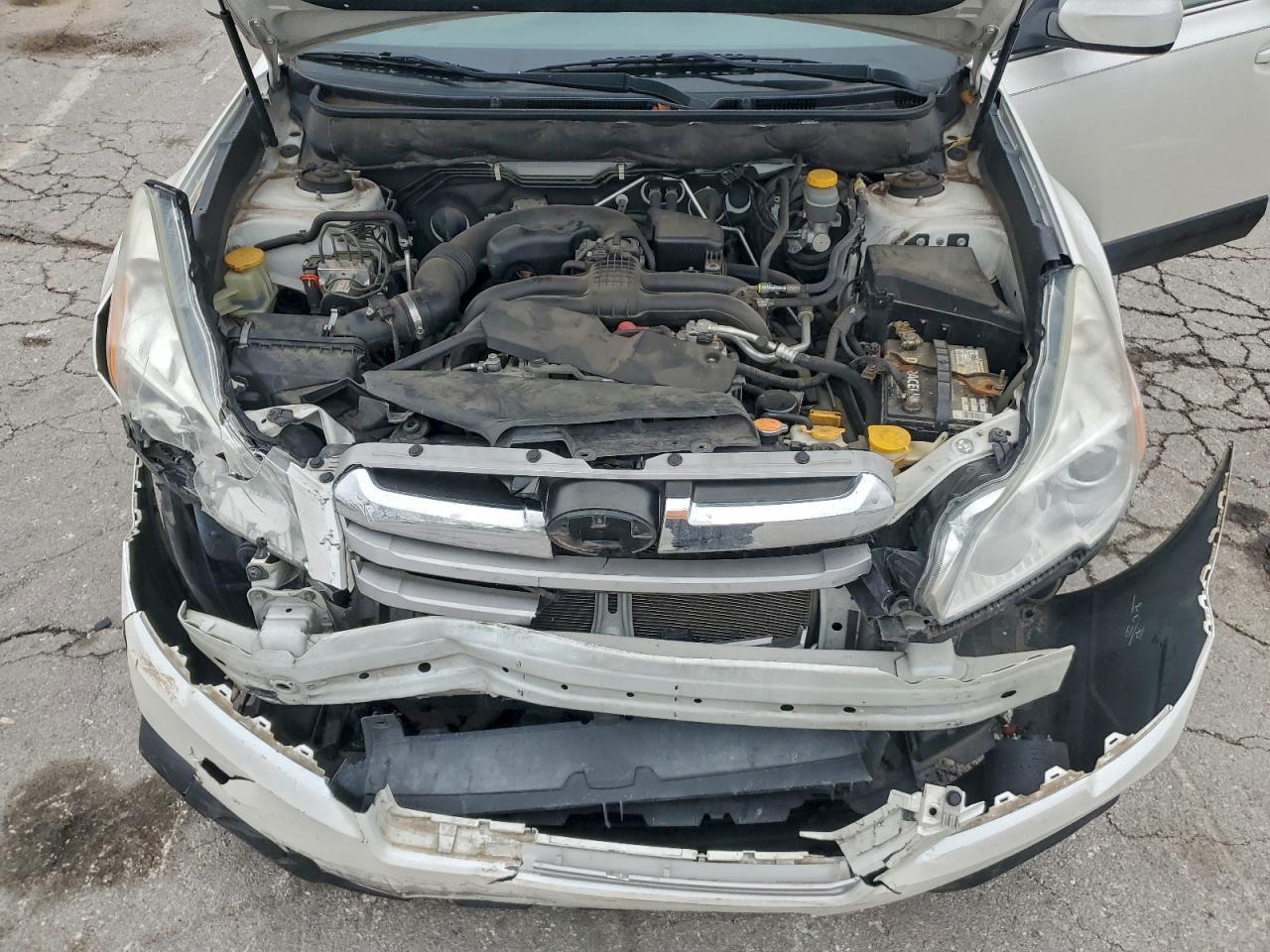 2014 SUBARU OUTBACK 2.5I PREMIUM photo 12