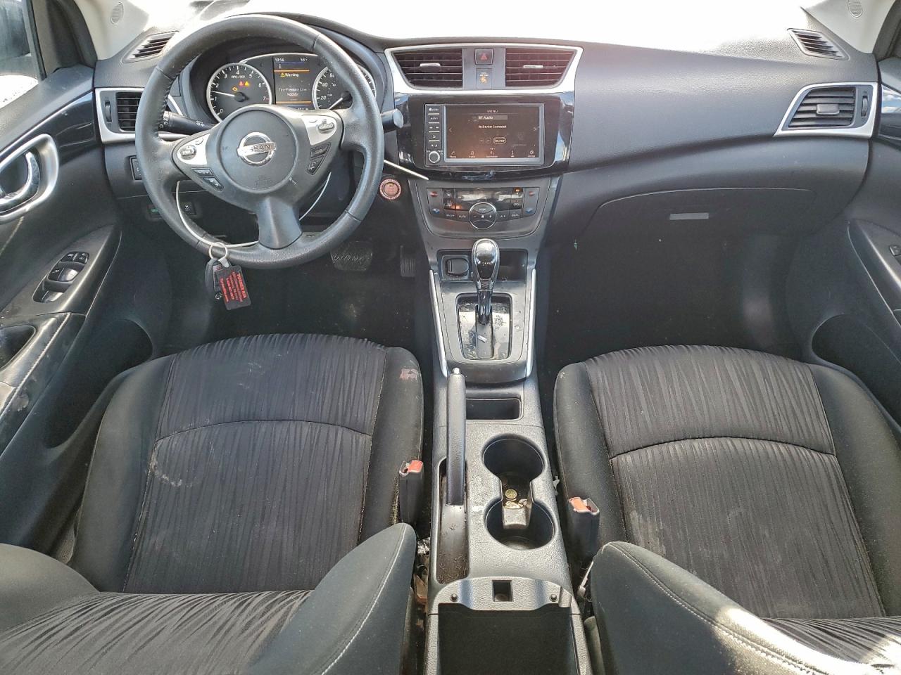 2019 NISSAN SENTRA S photo 8