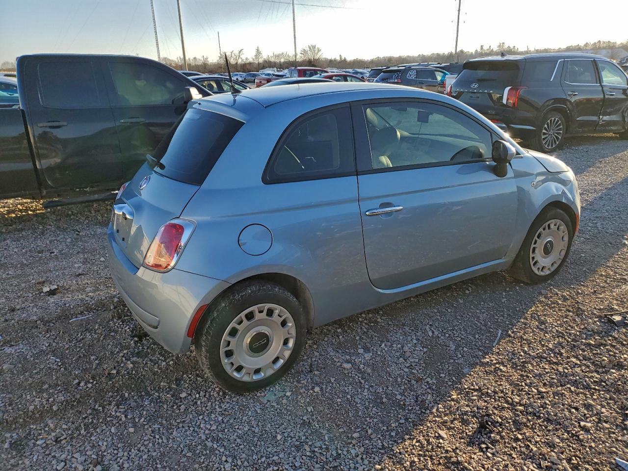 2015 FIAT 500 POP photo 3