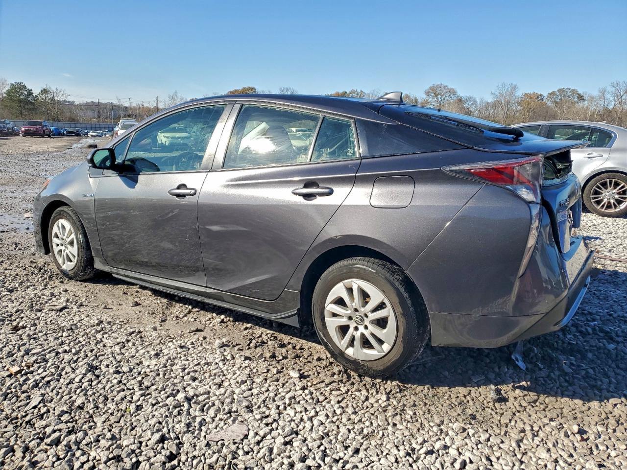 2016 TOYOTA PRIUS photo 2