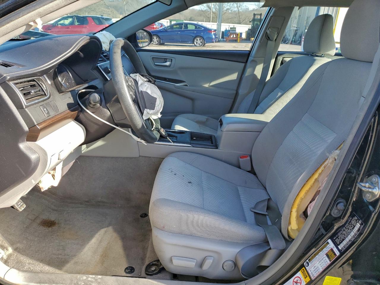 2017 TOYOTA CAMRY LE photo 13