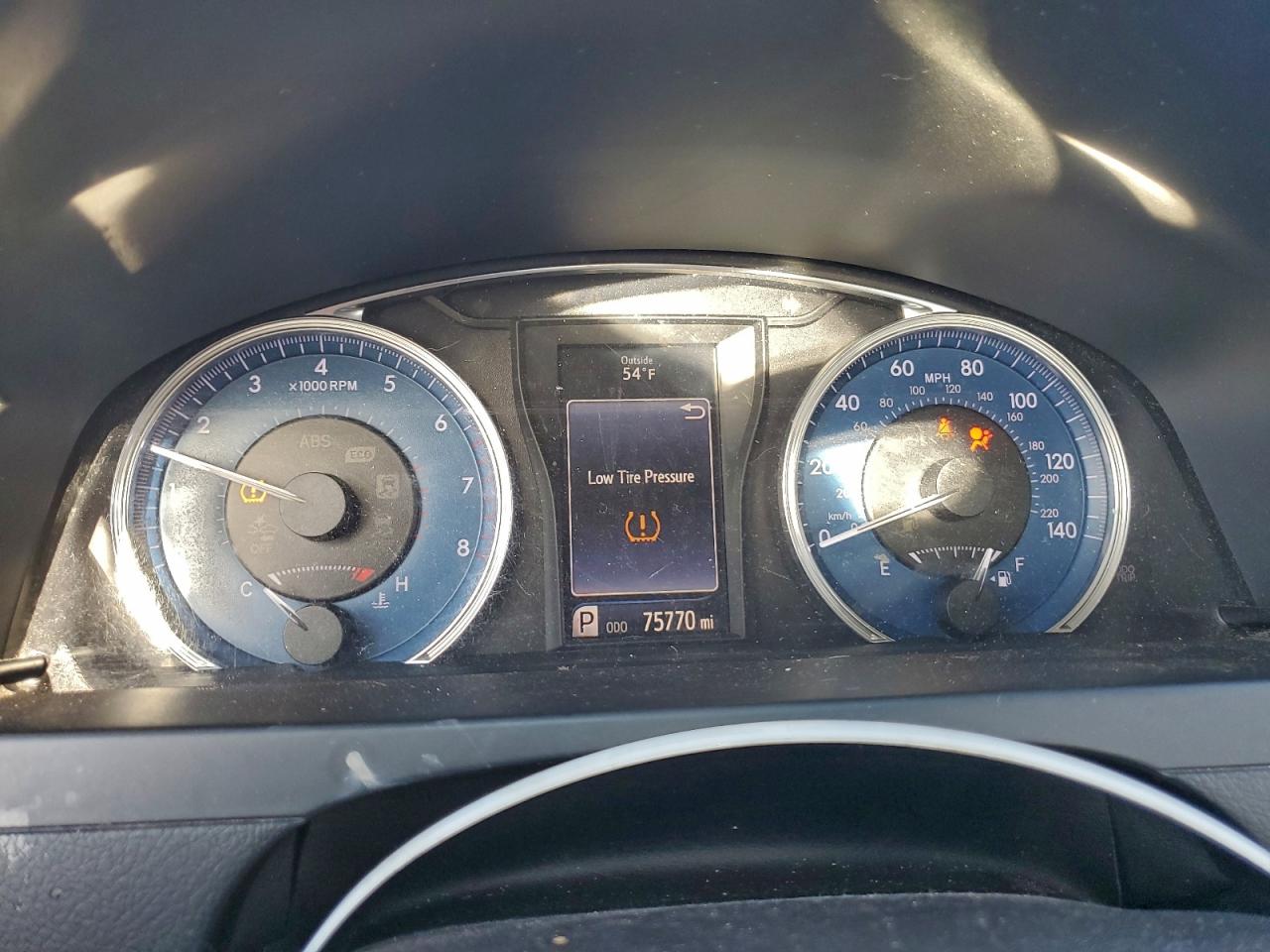 2017 TOYOTA CAMRY LE photo 17