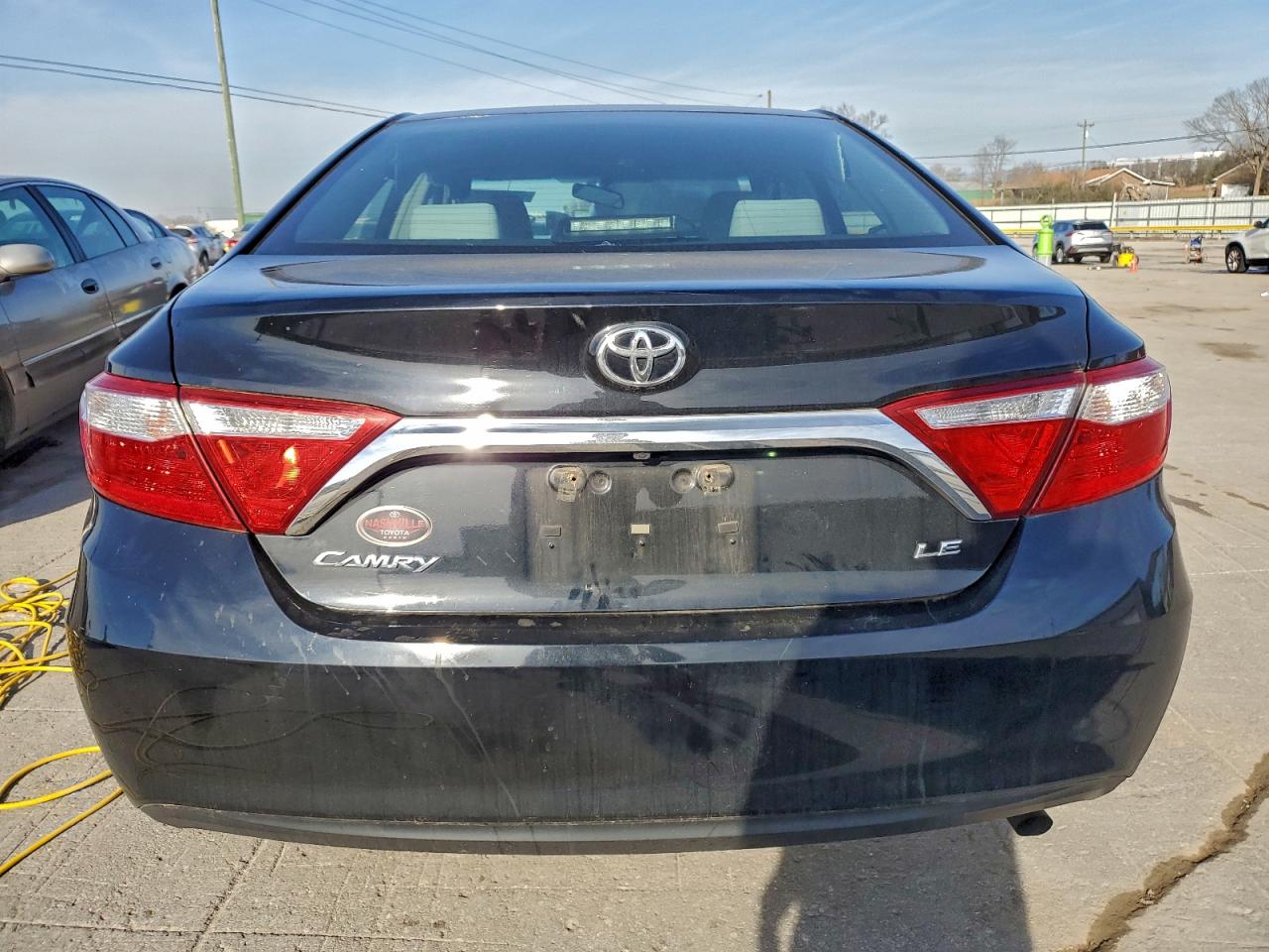 2017 TOYOTA CAMRY LE photo 11
