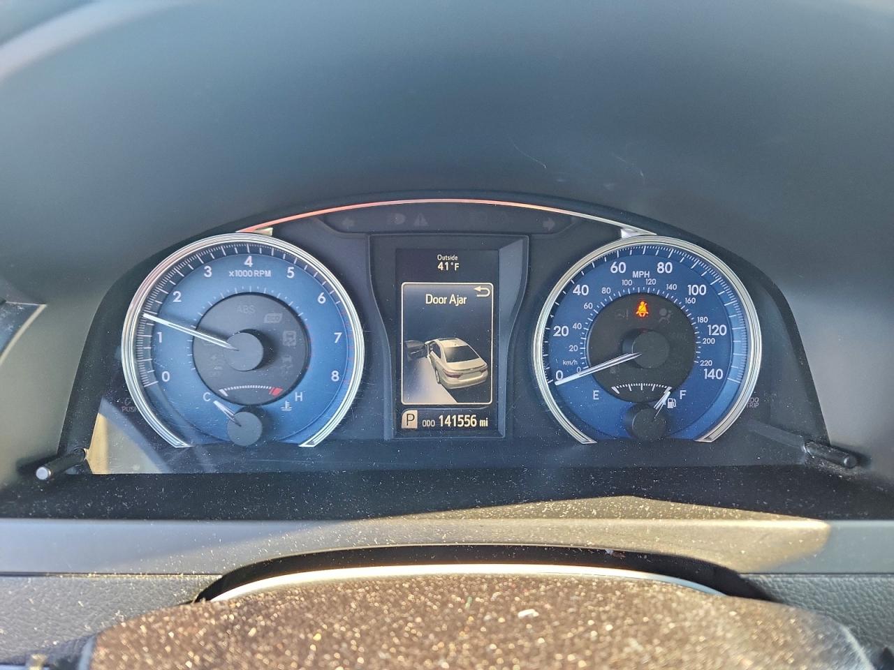 2016 TOYOTA CAMRY LE photo 9