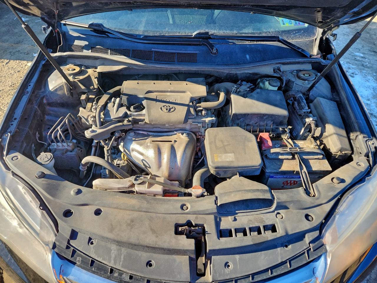 2016 TOYOTA CAMRY LE photo 11