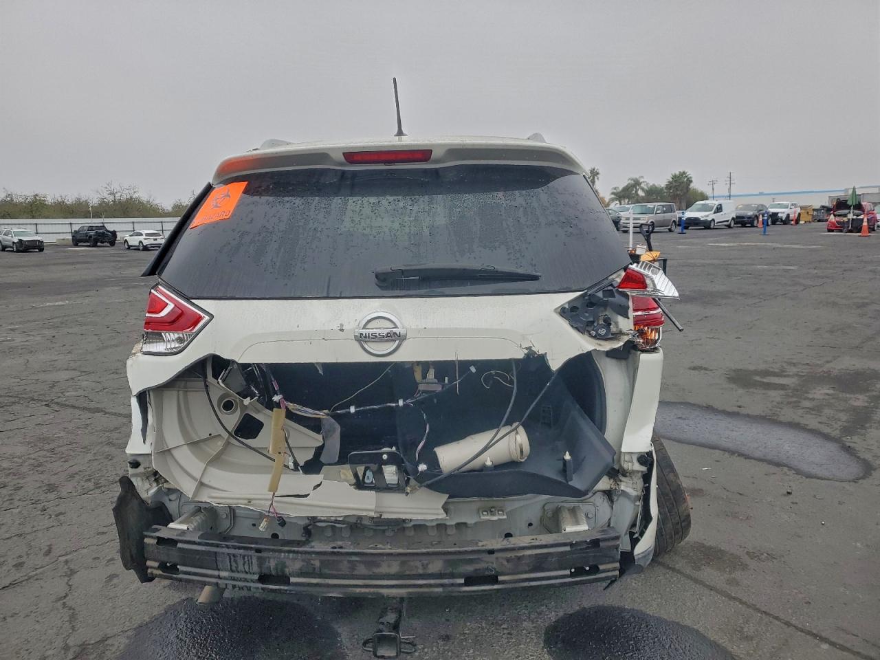 2016 NISSAN ROGUE S photo 6