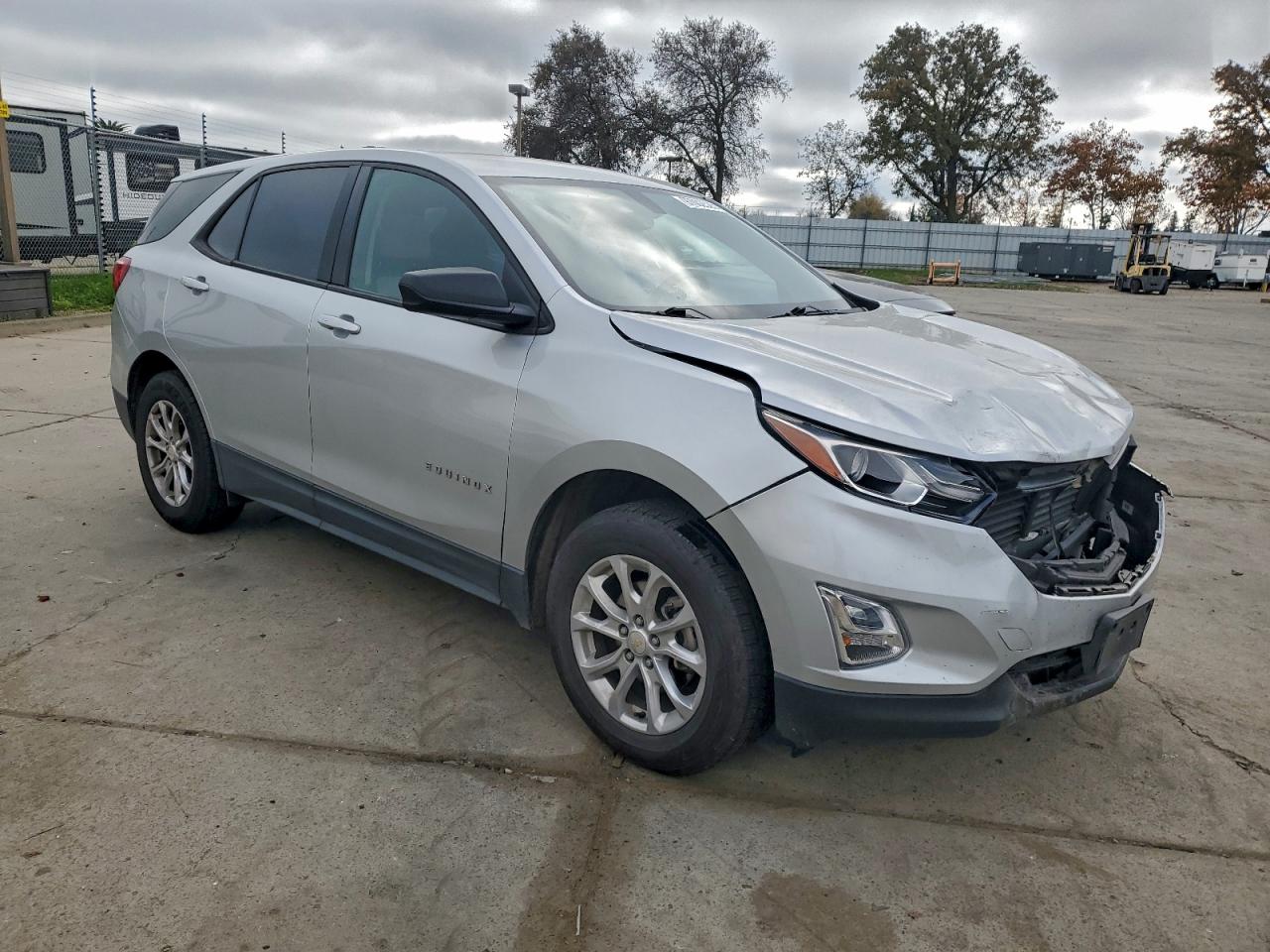2018 CHEVROLET EQUINOX LS photo 10