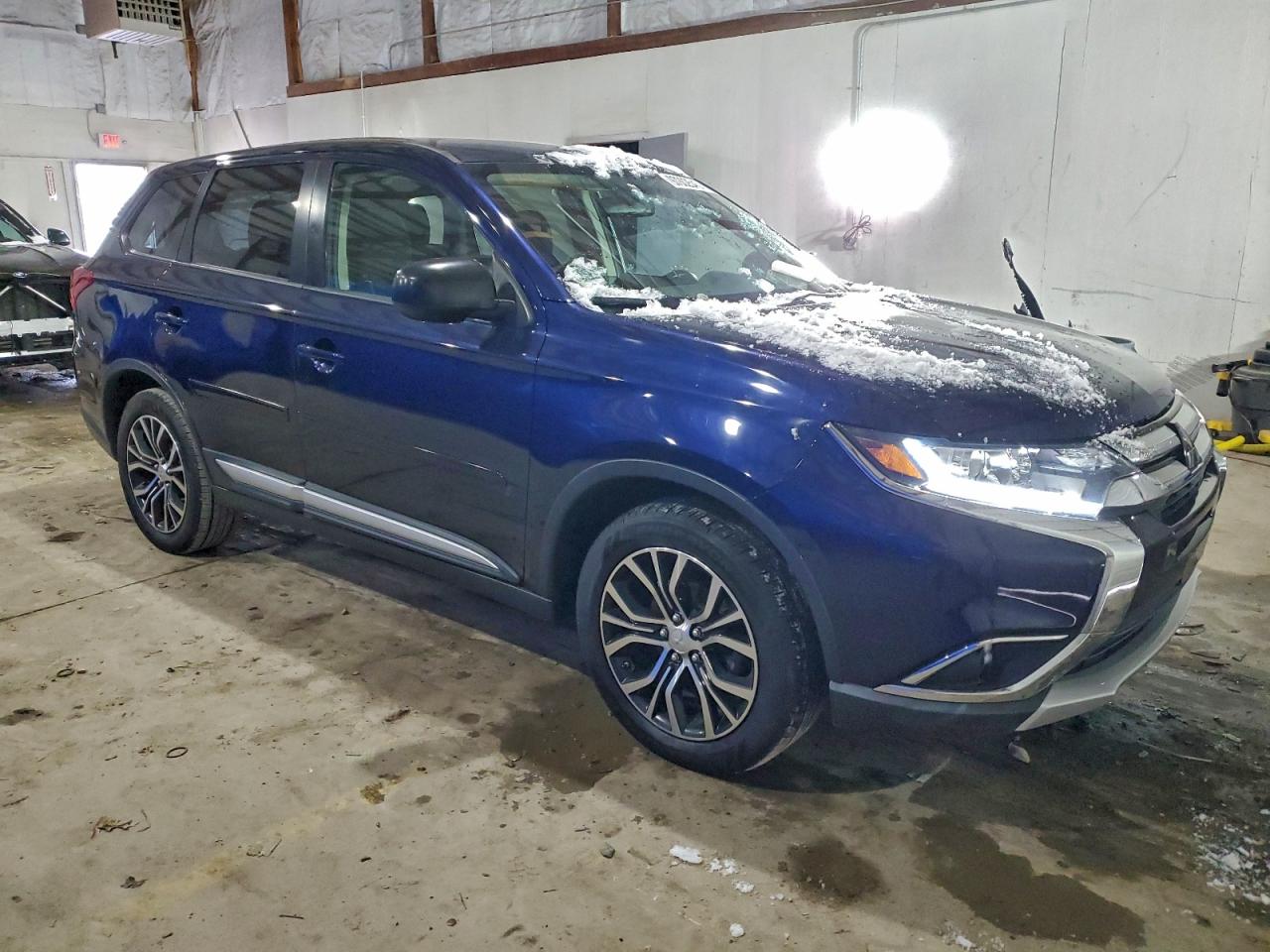 2017 MITSUBISHI OUTLANDER ES photo 7