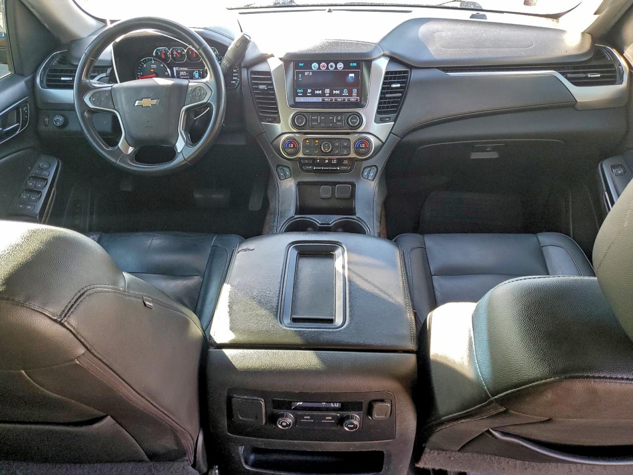 2018 CHEVROLET SUBURBAN C1500 LT photo 8