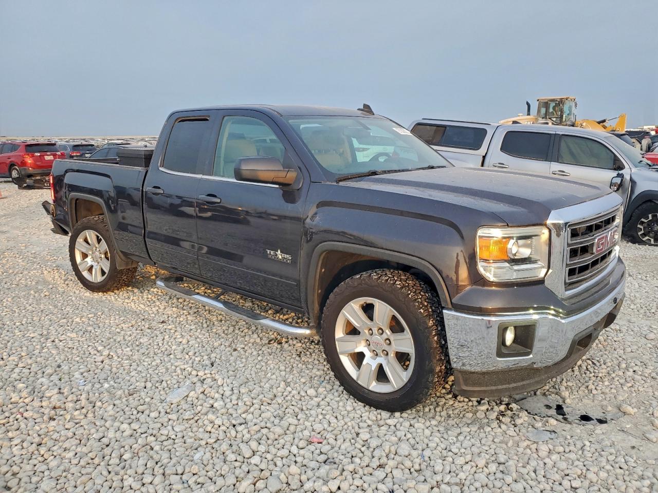 2015 GMC SIERRA C1500 SLE photo 4