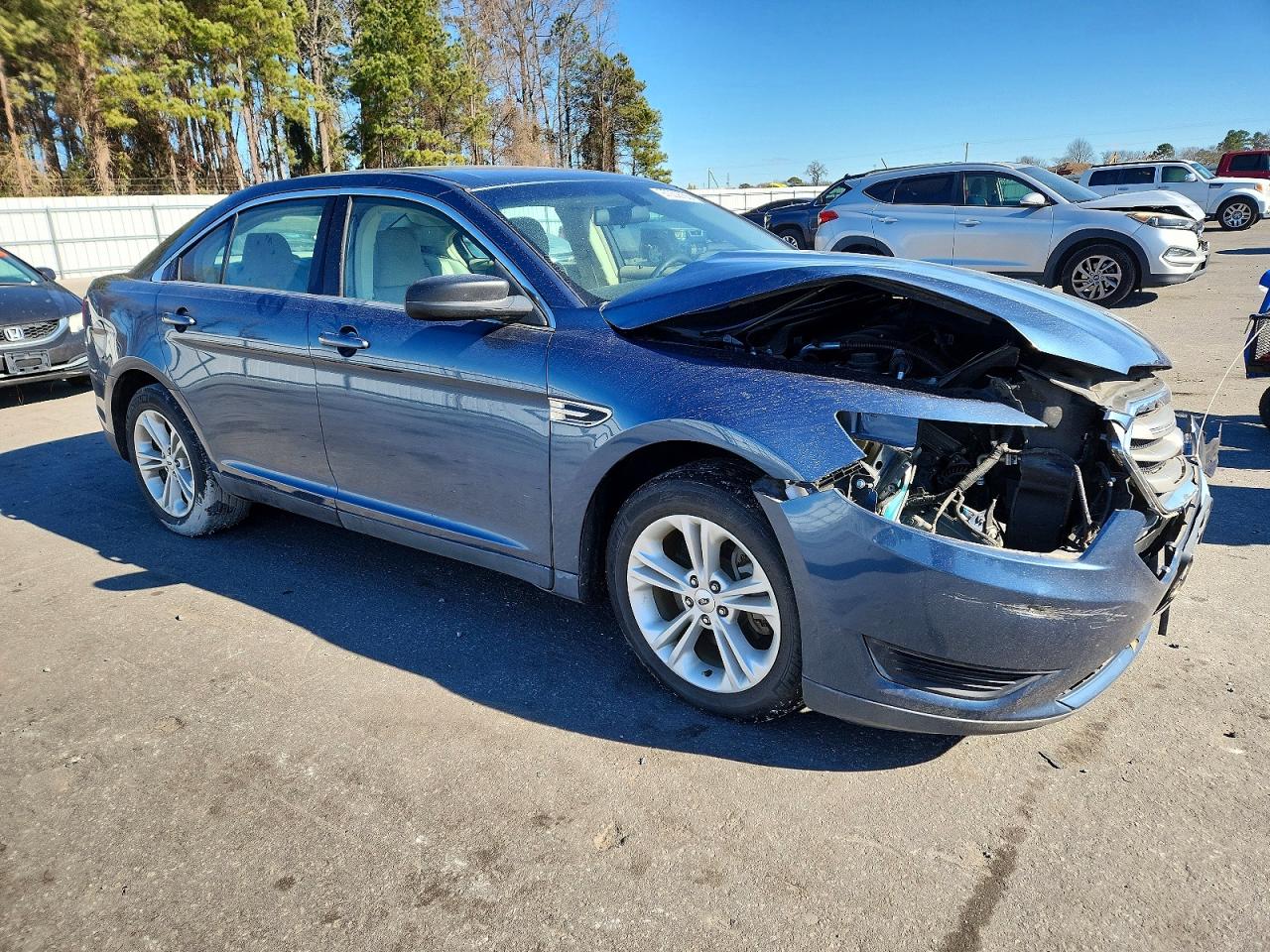2018 FORD TAURUS SE photo 10
