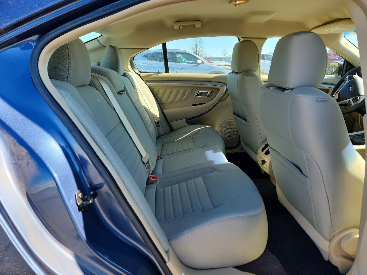 2018 FORD TAURUS SE photo 28